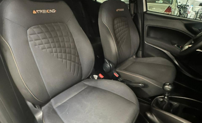 Argo Trekking 2020: versatilidade, economia e desempenho em um compacto robusto, ideal para quem busca confiabilidade no dia a dia.-12