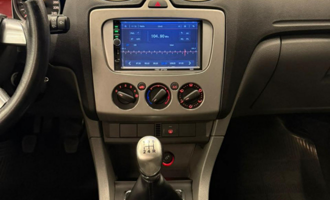 Ford Focus Sedan 1.6 Flex 8V/16V 4p Mec. 2011-0