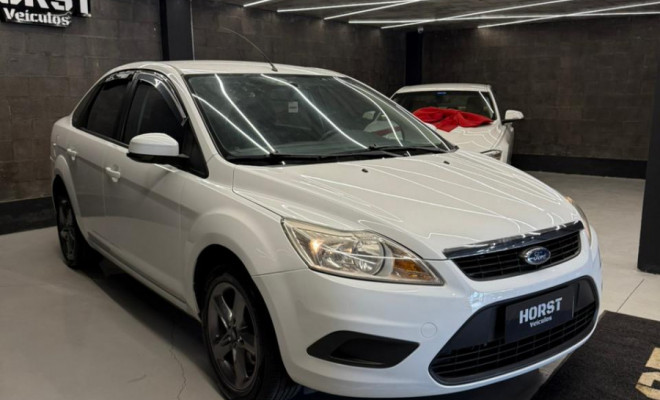 Ford Focus Sedan 1.6 Flex 8V/16V 4p Mec. 2011-10