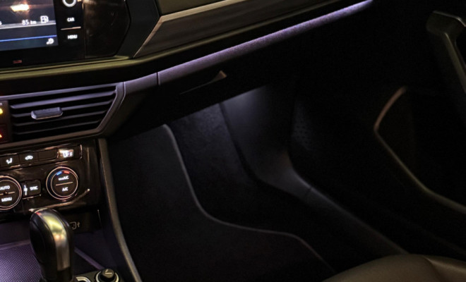 VW - VolksWagen JETTA Comfort. 250 TSI 1.4 Flex 16v Aut. 2020 Flex-14