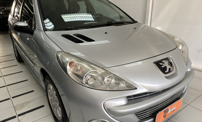 Peugeot 207 SW XR Sport 1.4 Flex 2012-1