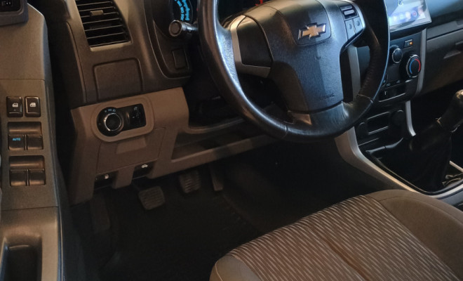 GM - Chevrolet S10 Pick-Up LT 2.4 F.Power 4x2 CD 2013 Flex-7