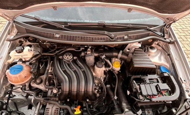 VW - VolksWagen Polo Sed./Sed. COMF. 2.0/2.0 Flex 8V 4p 2014 Flex-11