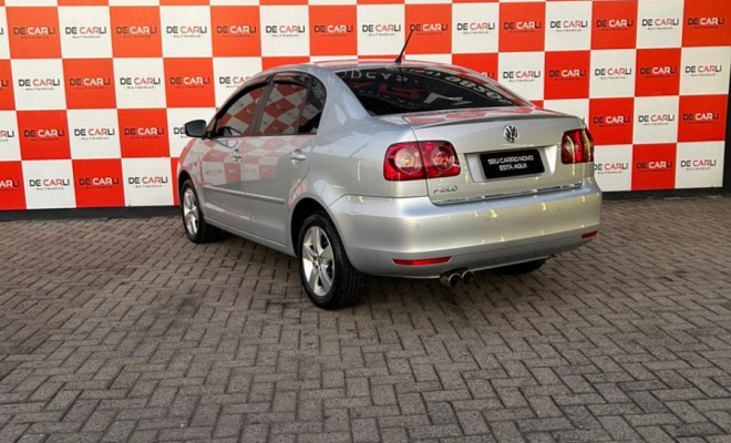 VW - VolksWagen Polo Sed./Sed. COMF. 2.0/2.0 Flex 8V 4p 2014 Flex-2