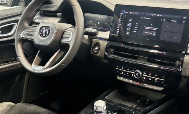 RAM RAMPAGE R/T HURRIC. 4 2.0 TB CD 4X4 Aut. 2024 Flex-9