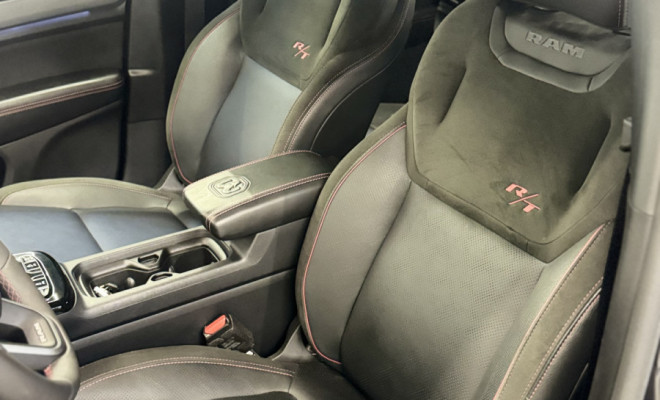 RAM RAMPAGE R/T HURRIC. 4 2.0 TB CD 4X4 Aut. 2024 Flex-12