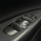 Nissan Sentra SV 2.0 FlexStart 16V Aut. 2017 Flex-16