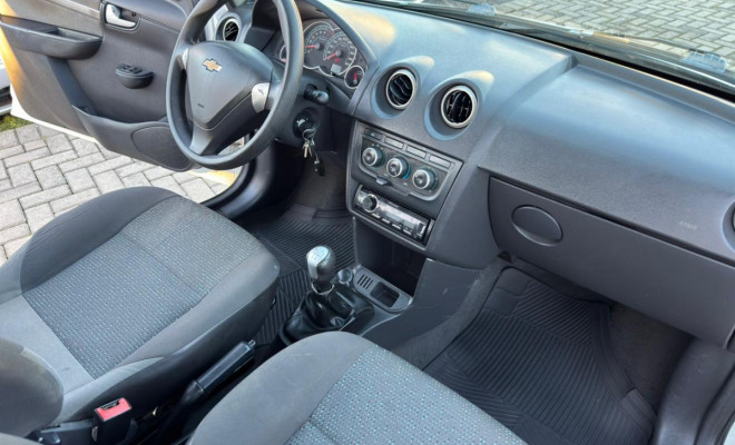 GM - Chevrolet Celta Spirit/ LT 1.0 MPFI 8V FlexP. 5p 2015 Flex-16