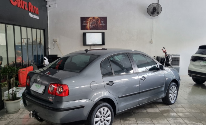 VW - VolksWagen Polo Sedan 1.6 Mi Total Flex 8V 4p 2008 Flex-3