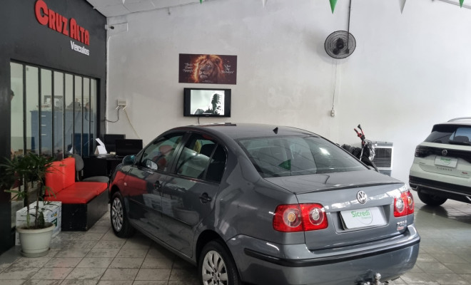 VW - VolksWagen Polo Sedan 1.6 Mi Total Flex 8V 4p 2008 Flex-2