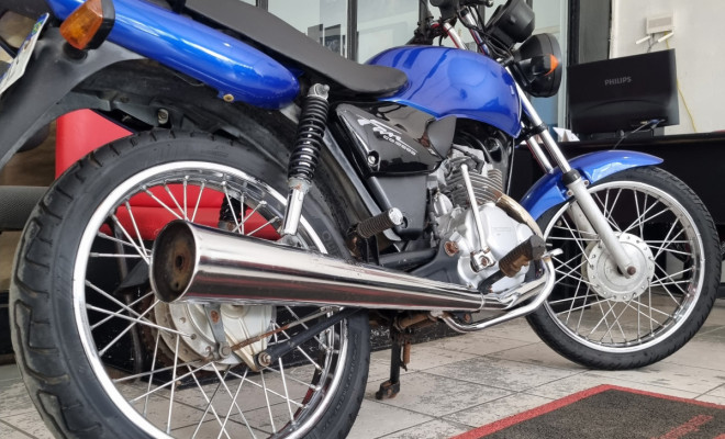 HONDA CG 125 FAN / FAN KS / 125 i FAN 2005 Gasolina-1