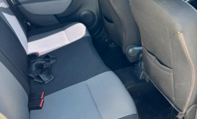 Renault LOGAN Dyna. EasyR Hi-Flex 1.6 8V 2015 Flex-7