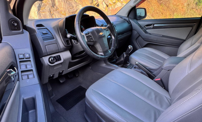 GM - Chevrolet S10 Pick-Up LTZ 2.4 F.Power 4x2 CD 2013 Flex-4