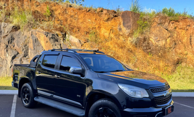 GM - Chevrolet S10 Pick-Up LTZ 2.4 F.Power 4x2 CD 2013 Flex