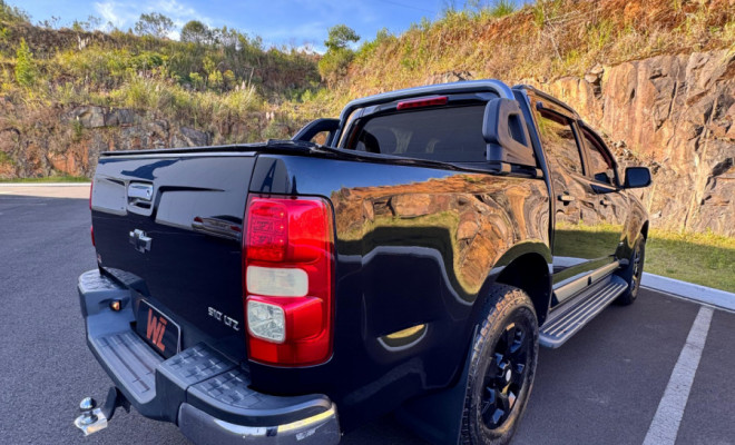 GM - Chevrolet S10 Pick-Up LTZ 2.4 F.Power 4x2 CD 2013 Flex-0