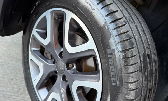 Jeep Renegade Longitude 1.8-8