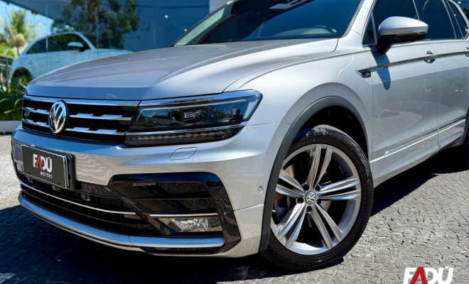VW - VolksWagen TIGUAN Allspac R-Line 350 TSI 2.0 4x4 2020 Gasolina-1