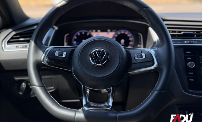 VW - VolksWagen TIGUAN Allspac R-Line 350 TSI 2.0 4x4 2020 Gasolina-3