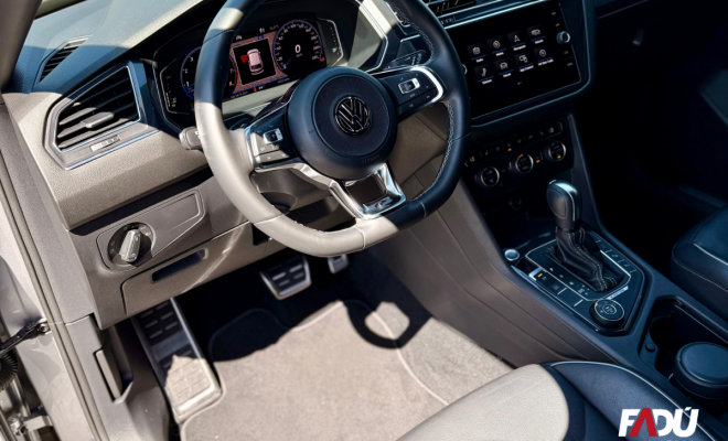 VW - VolksWagen TIGUAN Allspac R-Line 350 TSI 2.0 4x4 2020 Gasolina-2