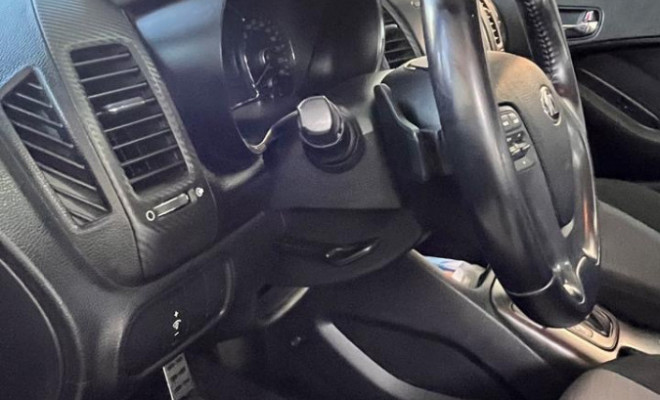 Kia Motors Cerato 1.6 16V  Flex  Aut. 2014 Flex-5