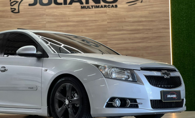 GM - Chevrolet CRUZE HB Sport LTZ 1.8 16V FlexP. 5p Aut 2014 Flex-11
