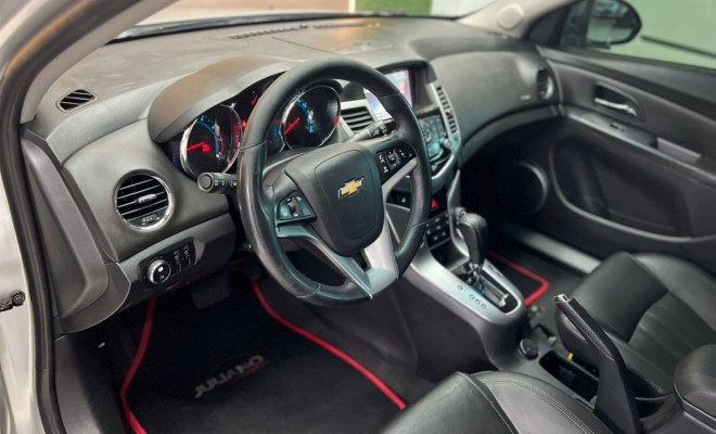 GM - Chevrolet CRUZE HB Sport LTZ 1.8 16V FlexP. 5p Aut 2014 Flex-4