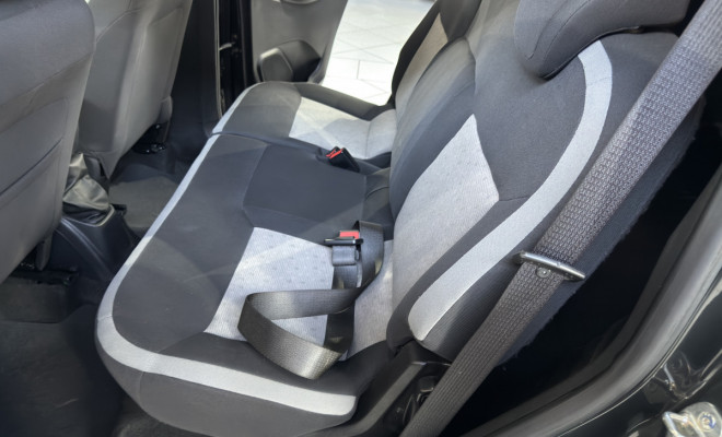 GM - Chevrolet SPIN LS 1.8 8V Econo.Flex 5p Mec. 2018 Flex-4