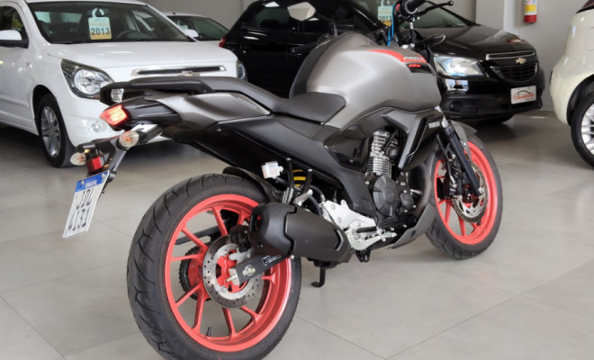 YAMAHA FZ15 150 FAZER CONNECTED FLEX 2025 Flex-1