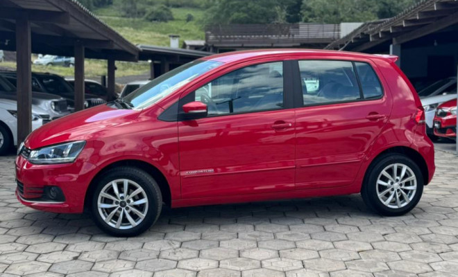 VW - VolksWagen Fox Comfortline I Motion 1.6 Flex 8V 5p 2015 Flex