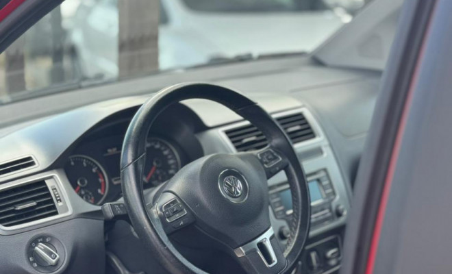 VW - VolksWagen Fox Comfortline I Motion 1.6 Flex 8V 5p 2015 Flex-1