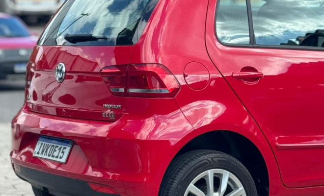 VW - VolksWagen Fox Comfortline I Motion 1.6 Flex 8V 5p 2015 Flex-4