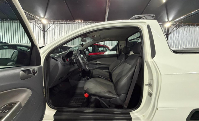 VW - VolksWagen Saveiro 1.6 Mi/ 1.6 Mi Total Flex 8V 2014 Flex-6