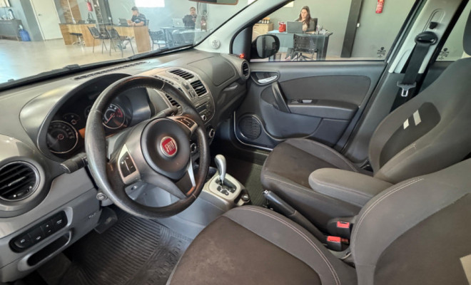 Fiat Grand Siena ESSENCE Dual. 1.6 Flex 16V 2017 Flex-12