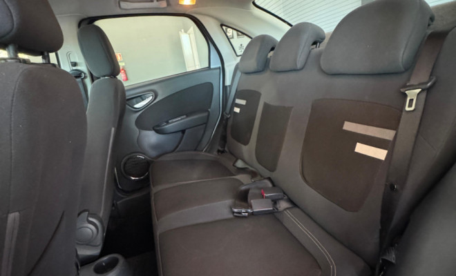 Fiat Grand Siena ESSENCE Dual. 1.6 Flex 16V 2017 Flex-15