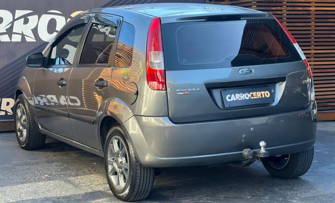 Ford Fiesta Street/ Action 1.0 8v 5p 2004 Gasolina-3