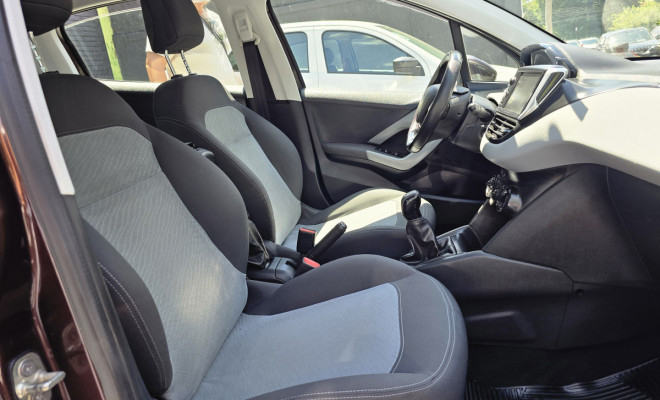 Peugeot 208 Active/Active Pack 1.5 Flex 8V 5p 2014 Flex-9