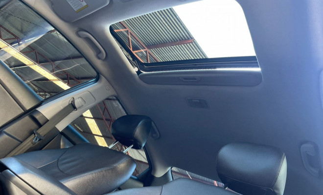 Hyundai Elantra GLS 2.0  Aut. 2014  Com Teto solar e Multimidia-7