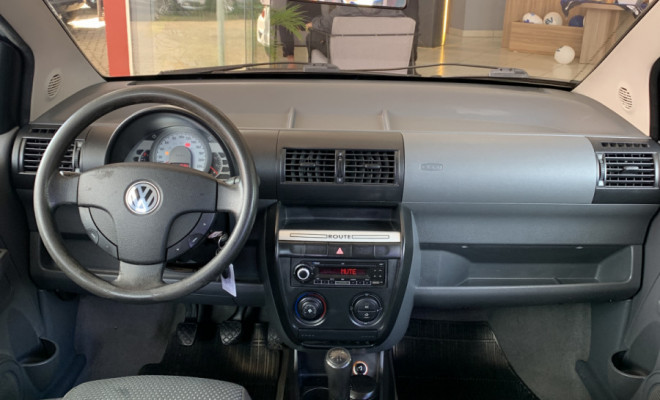 VW - VolksWagen Fox Route 1.6 Mi Total Flex 8V 5p 2009 Flex-7