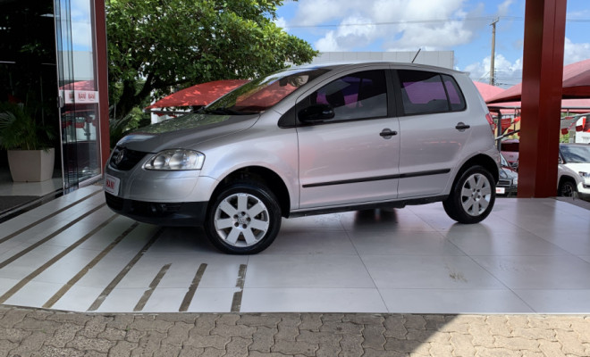 VW - VolksWagen Fox Route 1.6 Mi Total Flex 8V 5p 2009 Flex