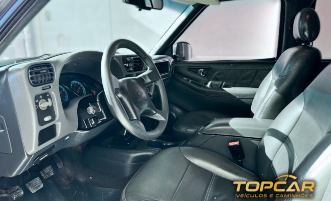 GM - Chevrolet S10 P-Up Tornado 2.8 TDI 4x2/4x4 CD Dies 2011 Diesel-5