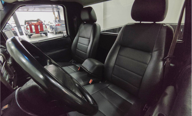 Ford Ranger XLS 2.3 16V 145cv/150cv 4x2 CS 2011 Gasolina-9