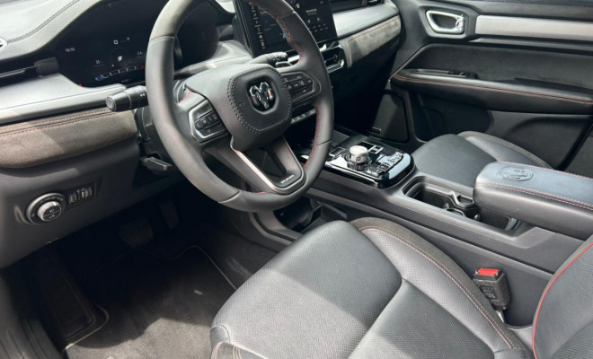 RAM RAMPAGE R/T HURRIC. 4 2.0 TB CD 4X4 Aut. 2024 Gasolina-9