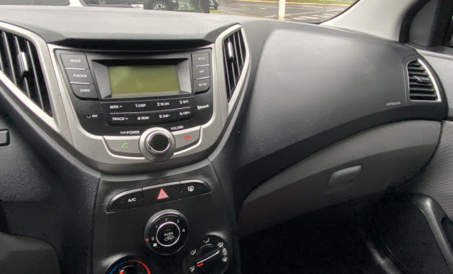 Hyundai HB20S C.Style/C.Plus1.6 Flex 16V Aut. 4p 2015 Flex-5