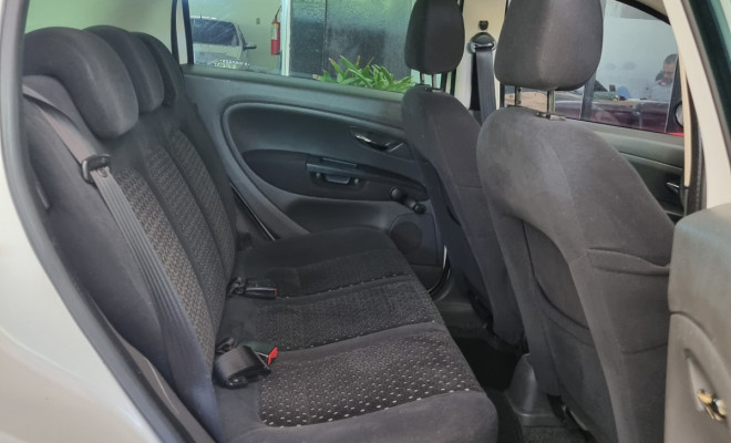 Fiat Punto HLX 1.8 Flex 8V 5p 2009 Flex-5