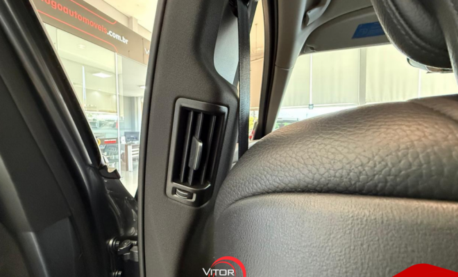 Volvo XC 60 D-5 MOMENTUM 2.0 AWD Diesel 5p 2020 Diesel-4