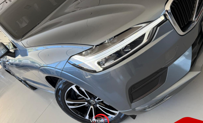 Volvo XC 60 D-5 MOMENTUM 2.0 AWD Diesel 5p 2020 Diesel-12