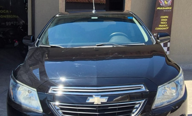 GM - Chevrolet ONIX HATCH LT 1.4 8V FlexPower 5p Mec. 2013 Flex-9