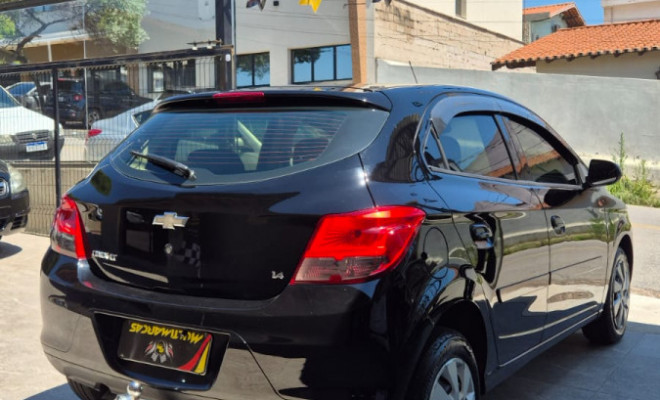 GM - Chevrolet ONIX HATCH LT 1.4 8V FlexPower 5p Mec. 2013 Flex-5