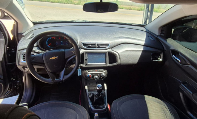 GM - Chevrolet ONIX HATCH LT 1.4 8V FlexPower 5p Mec. 2013 Flex-4