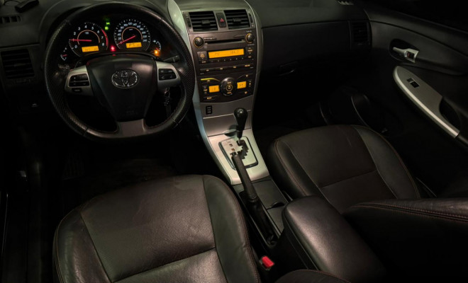 Toyota Corolla XRS 2.0 Flex 16V Aut. 2013 Flex-12